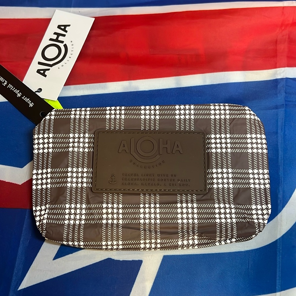 ALOHA Collection Palaka Mini Pouch (Coconut)